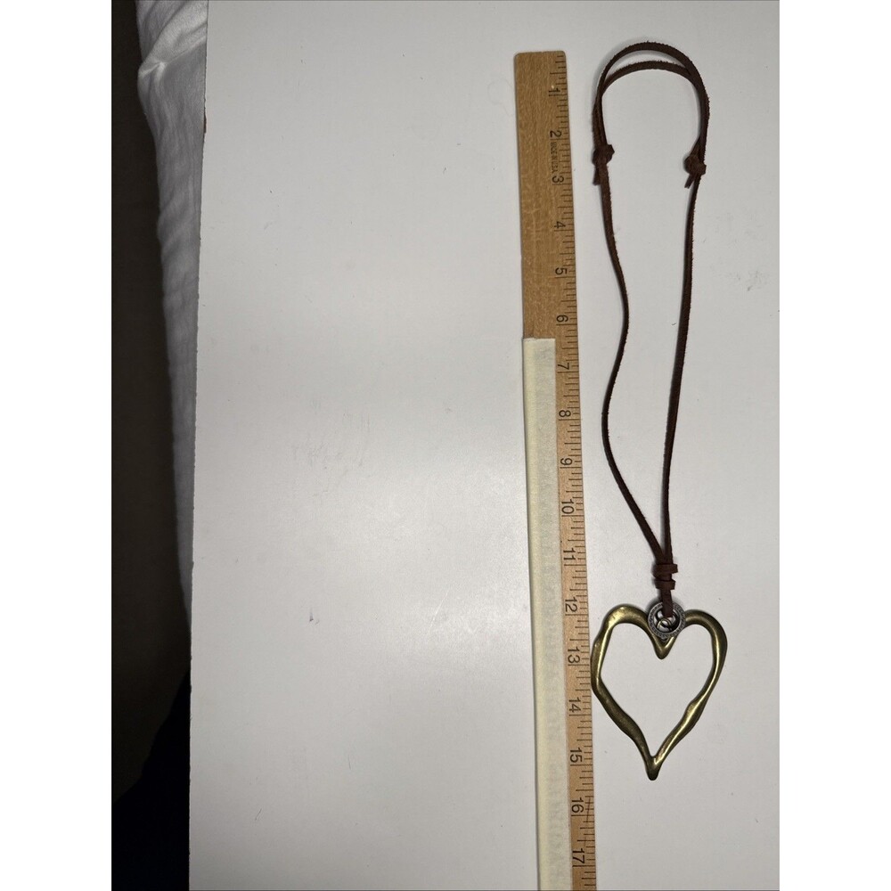 Fabu Jewelry Heart Necklace Mixed Metal Leather Cord NWOT￼ - Picture 4 of 7